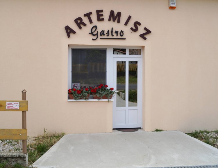 Artemisz Gasztro Vendégház Tormafölde