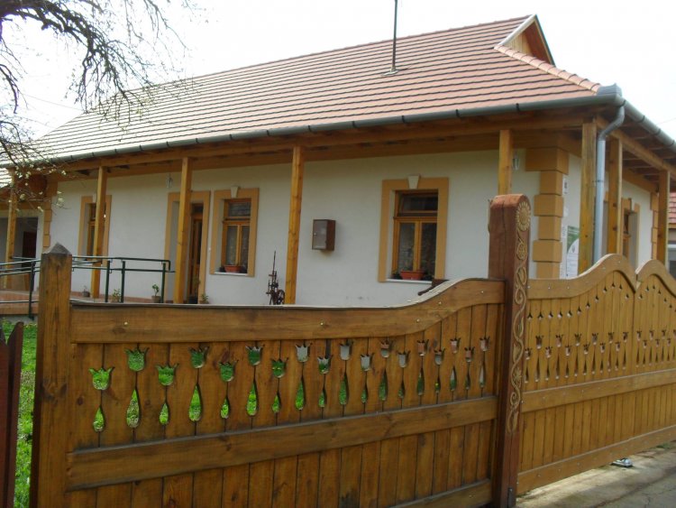 Arany Napraforgó Vendégház Tornaszentandrás