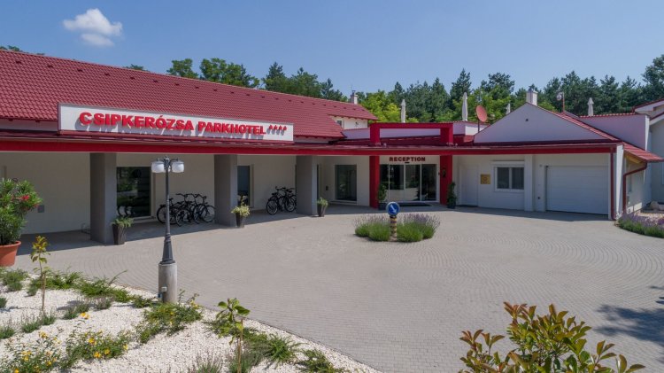 Csipkerózsa Parkhotel Csólyospálos