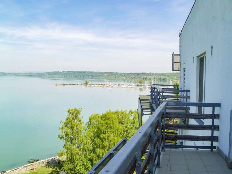 Világos Hotel Balatonvilágos