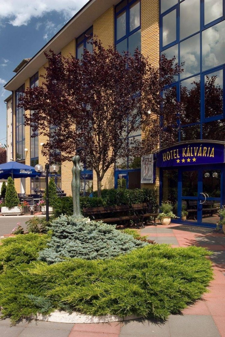 Hotel Kálvária Deluxe és Superior Győr
