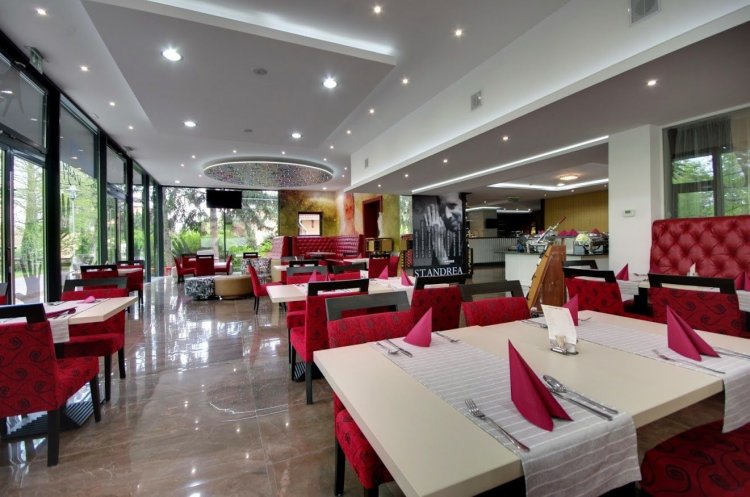 Aqua Hotel Gyula
