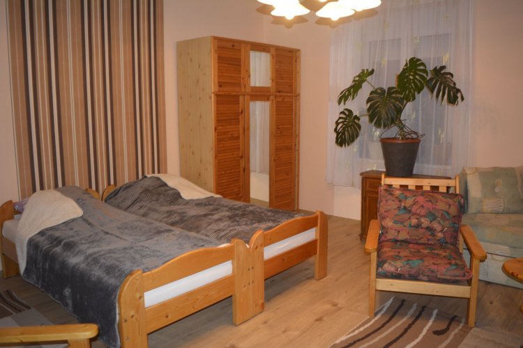 Anna Apartman Szolnok