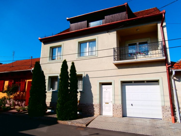 Ráchegy Apartman Eger