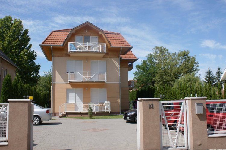 Árnyas Apartmanház Balatonlelle