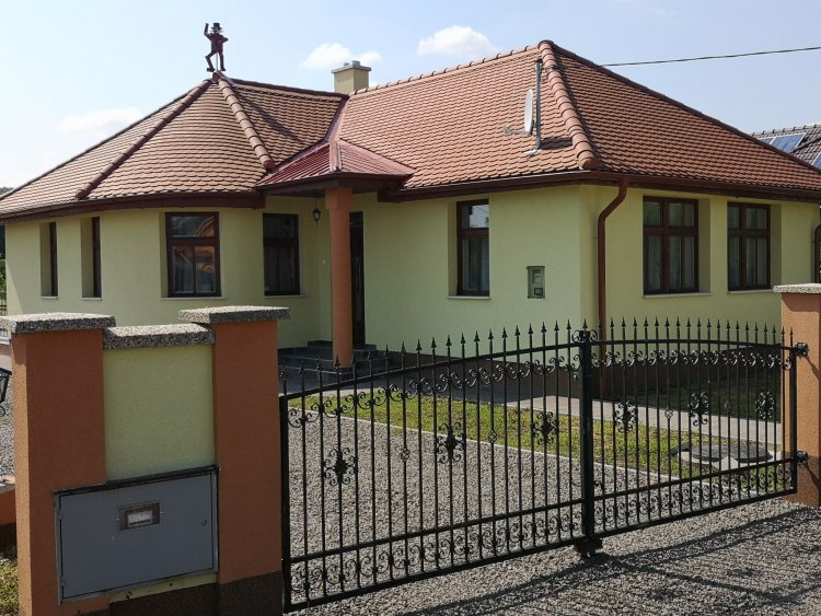 Elringat-lak Apartmanház Demjén