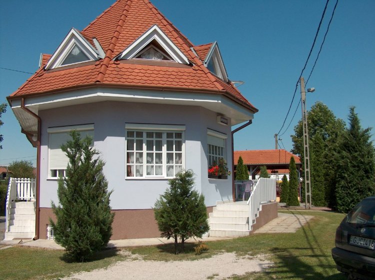 Lila Villa Apartmanház Zalakaros