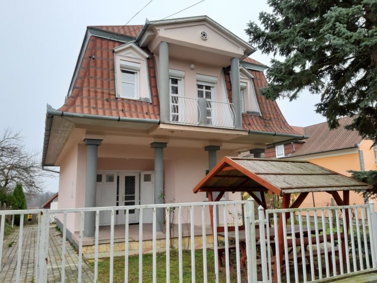 Lusti Apartman Zalakaros