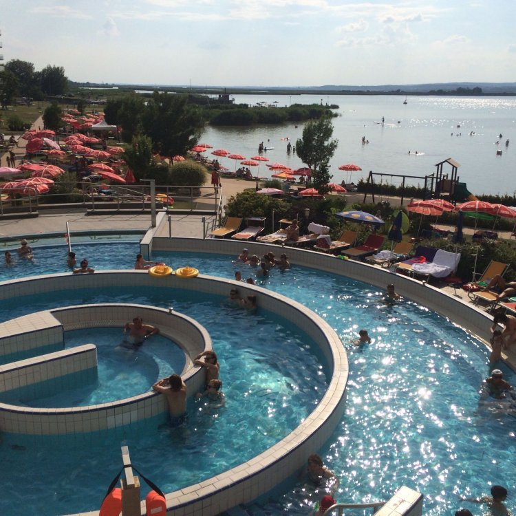 Vízparti Wellness Apartman Velence
