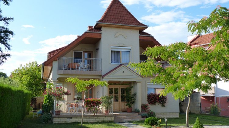 Marianna Apartmanház Keszthely