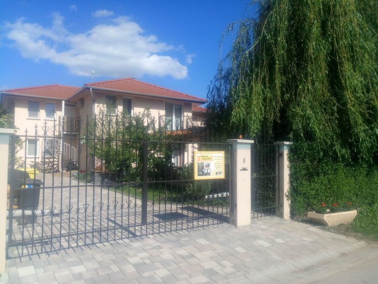 Keresztes Apartmanház Balatonlelle