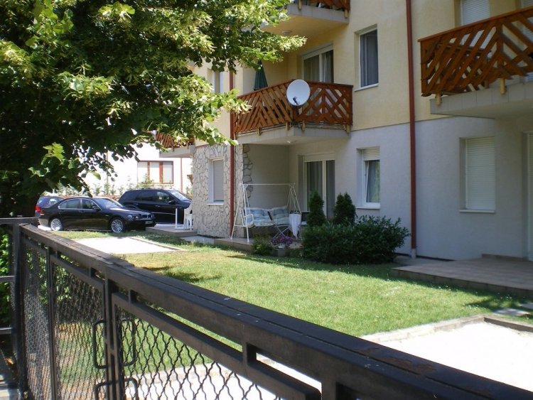 Kikötő Apartman Balatonlelle