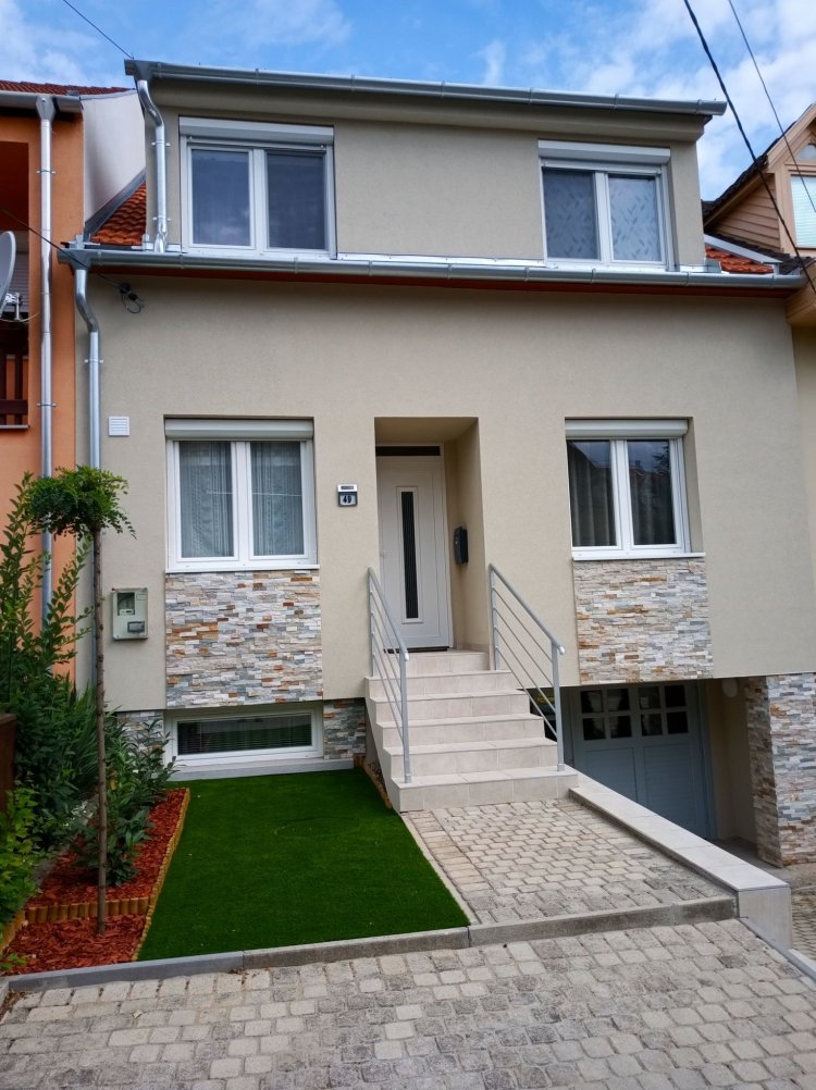 Valentina Apartman Eger