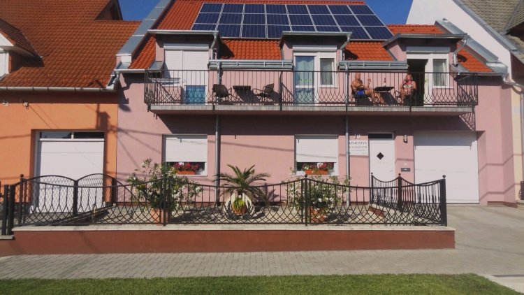 Gere Art Apartman Harkány
