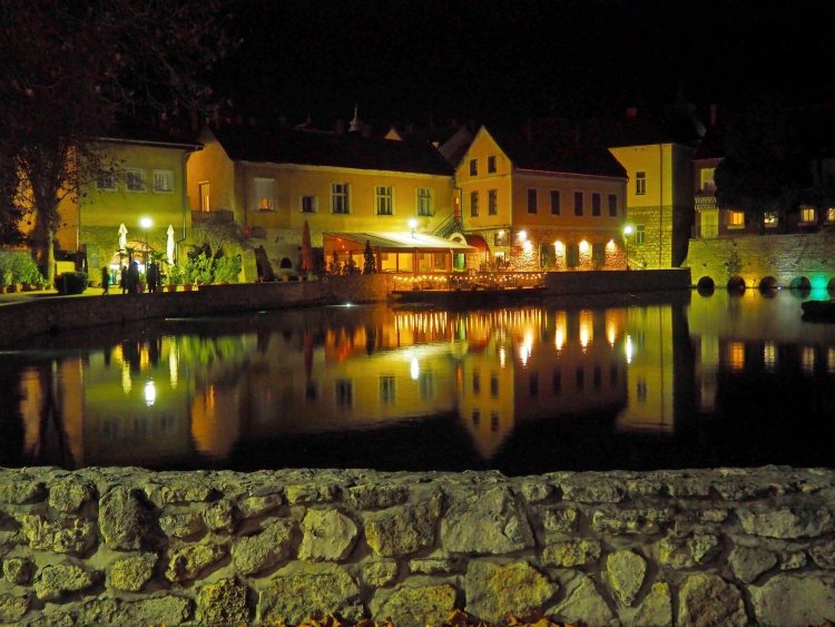 Négy Évszak Apartman Tapolca