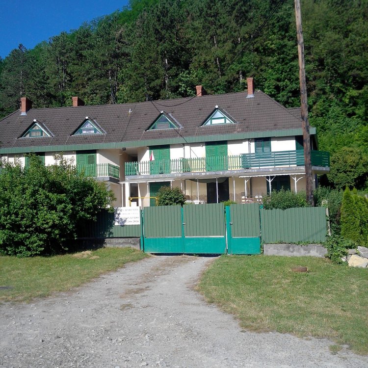 Gyula1978 Apartman Orfű