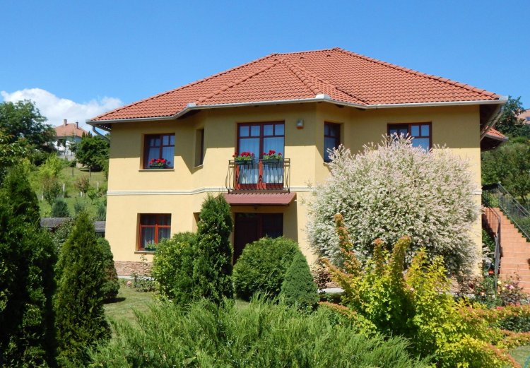 Völgy Apartman Eger