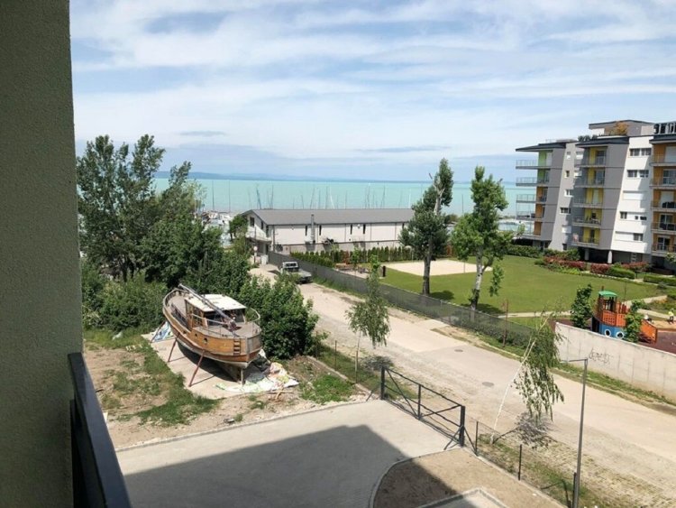 Cadet-ház Balatonpart Apartman Siófok