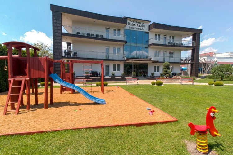 Katalin Wellness Apartmanok Gyenesdiás