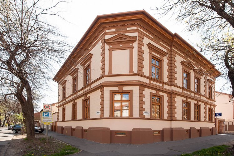 Csanabella Apartman House Szeged