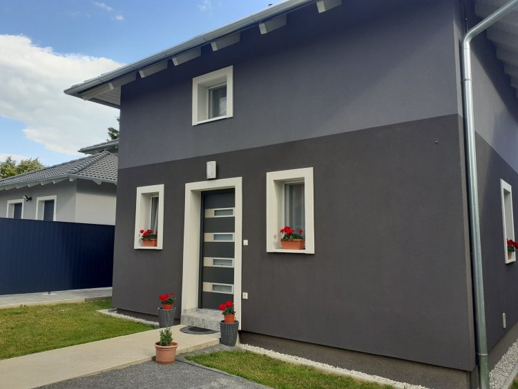 Laura Luxury Apartman Gyenesdiás