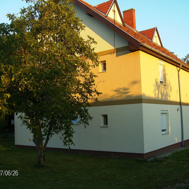 Rozi Apartman Gyenesdiás