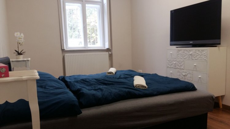 Váralja Apartman Tata