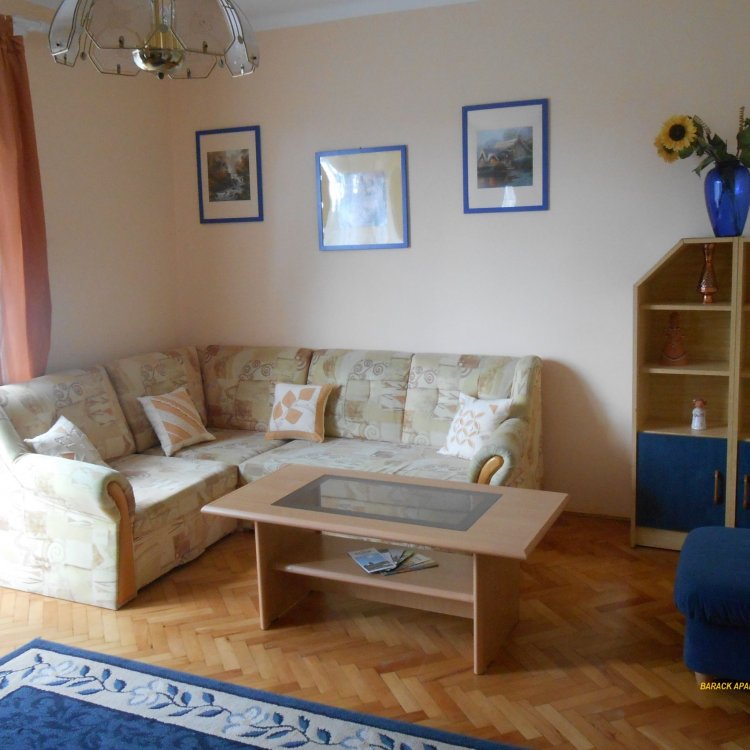 Barack Apartman Eger