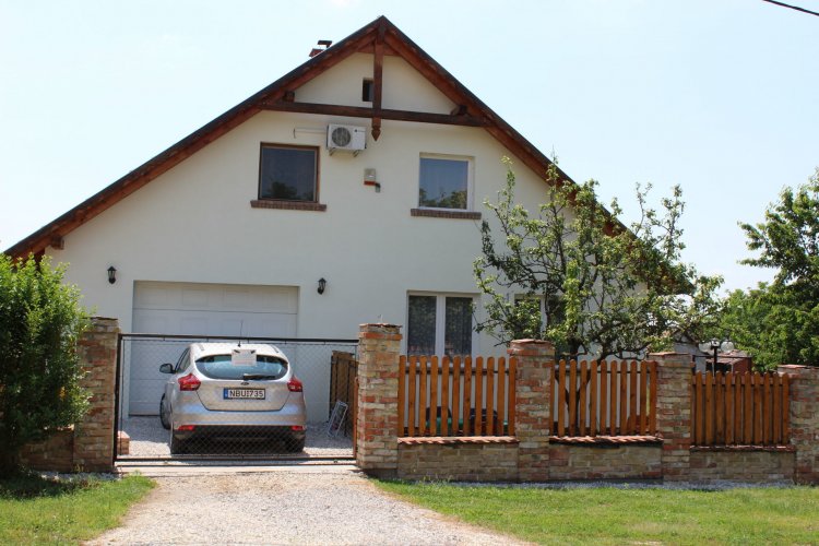 Gesztenye Apartman Balatonboglár