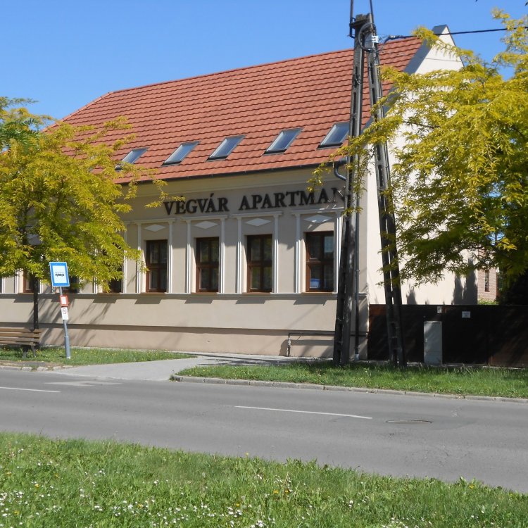 Végvár Deluxe Apartman Gyula