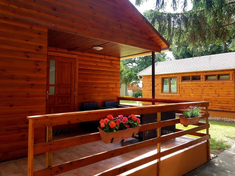 Borbarátok Apartmanok Bogács