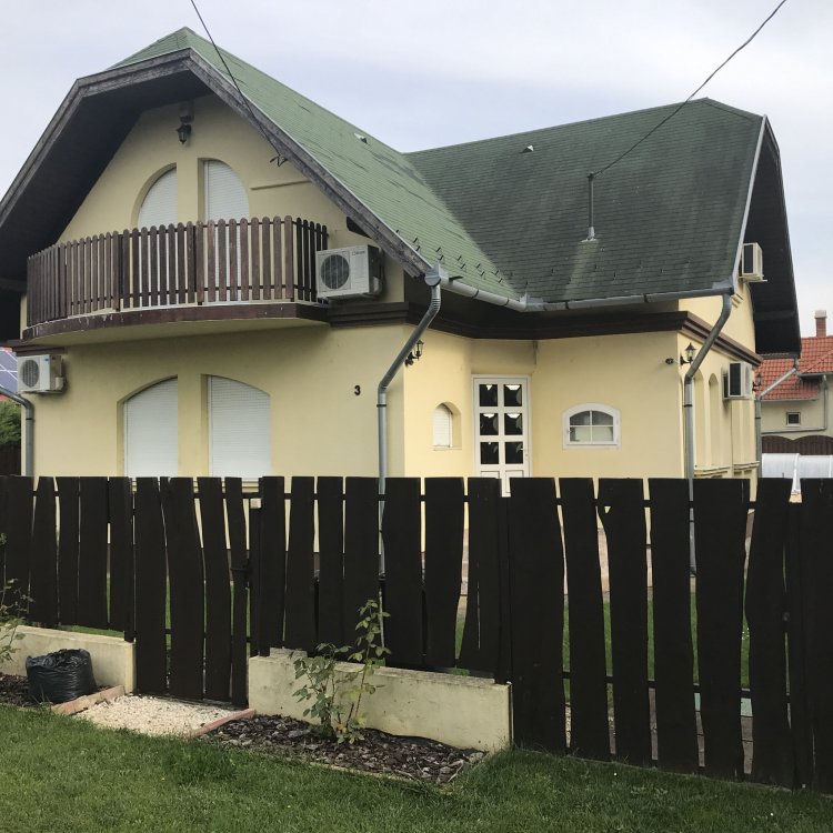 Csilla Villa Apartmanok Siófok