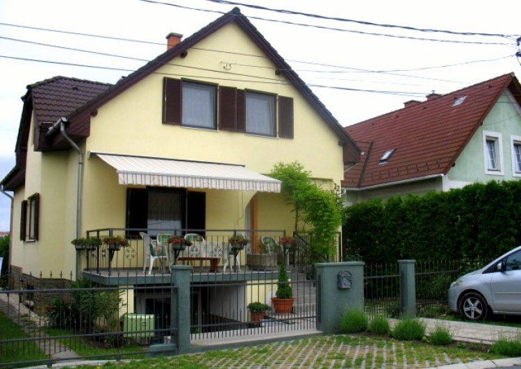 FaDóra Apartmanház Tihany