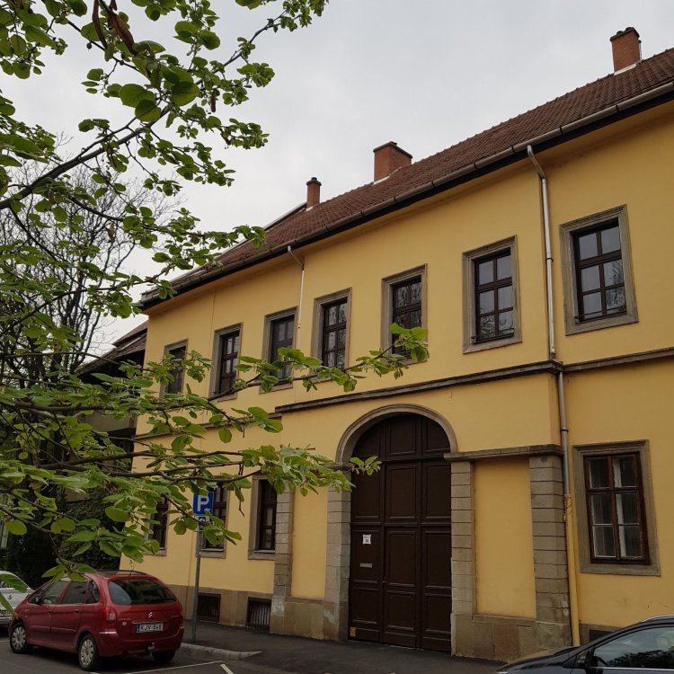 Cozy Loft Apartman Eger