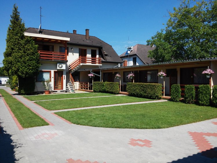 Balaton Apartmanház Zamárdi