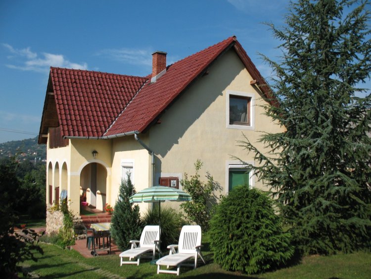 Zsuzsanna Apartman Badacsonyörs