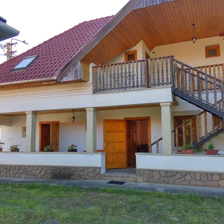 Tomorvár Apartmanház Bogács