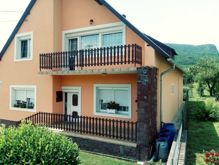 MálnaRóza Apartman Badacsonytomaj