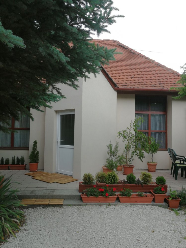 Nefelejcs Apartman Badacsonytomaj