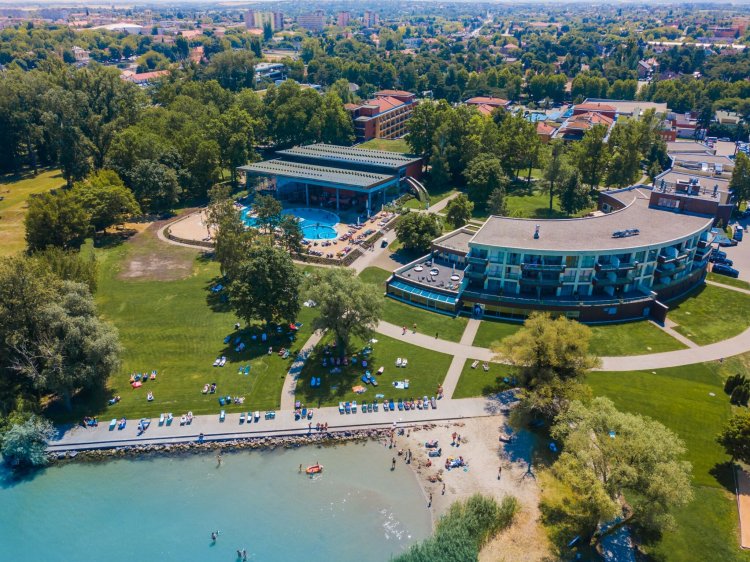 Villa Azúr Wellness Apartman Siófok