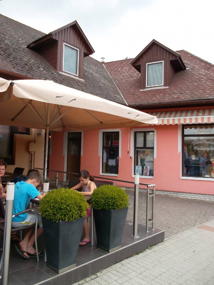 Delfin Apartman Sárvár