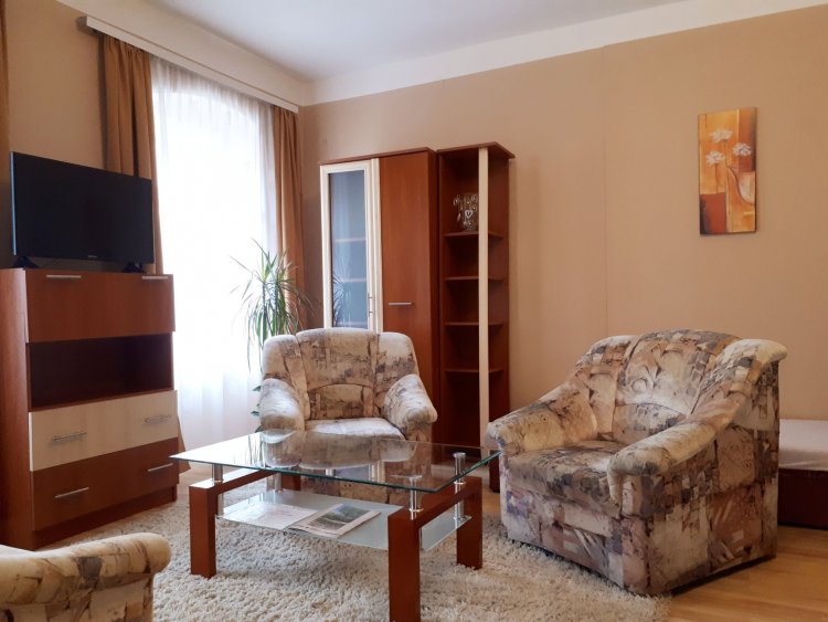 Hangulat Apartman Baja