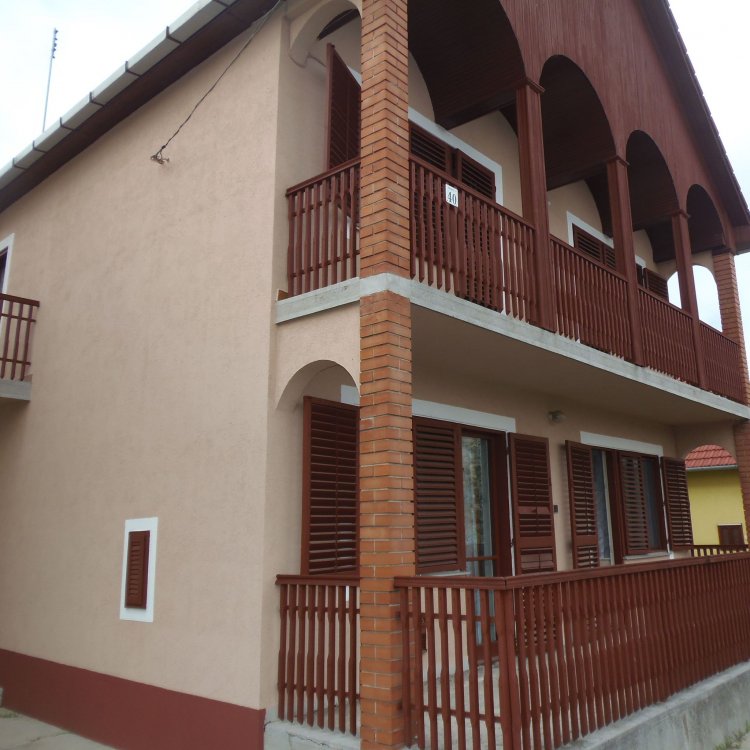 Pillangó Apartmanház Hajdúszoboszló