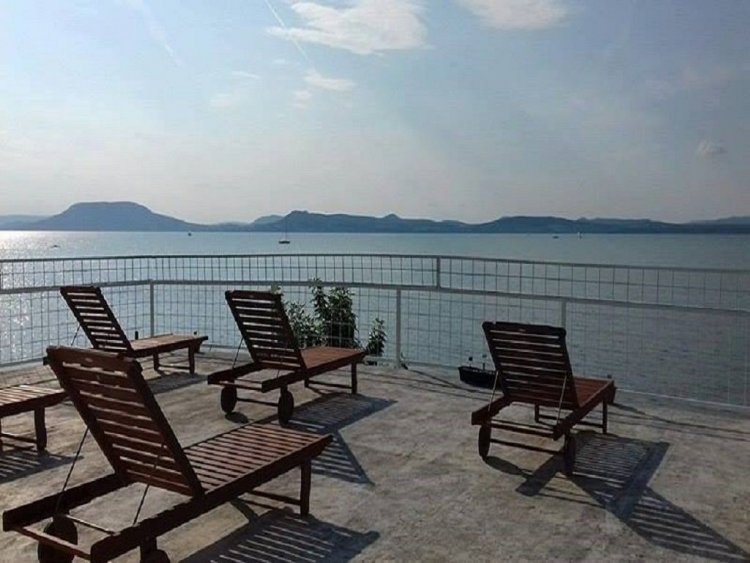 Vízparti Apartman Balatonboglár