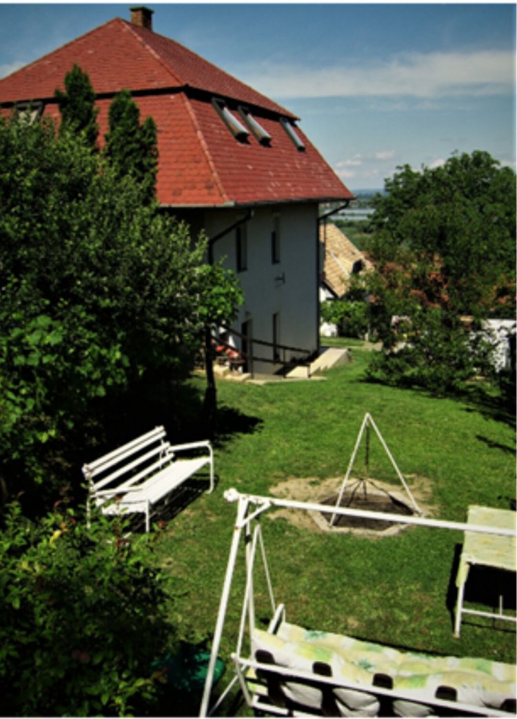 Hegyhát Apartman Fonyód