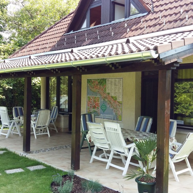 Bringás Nyaraló Balatonakarattya