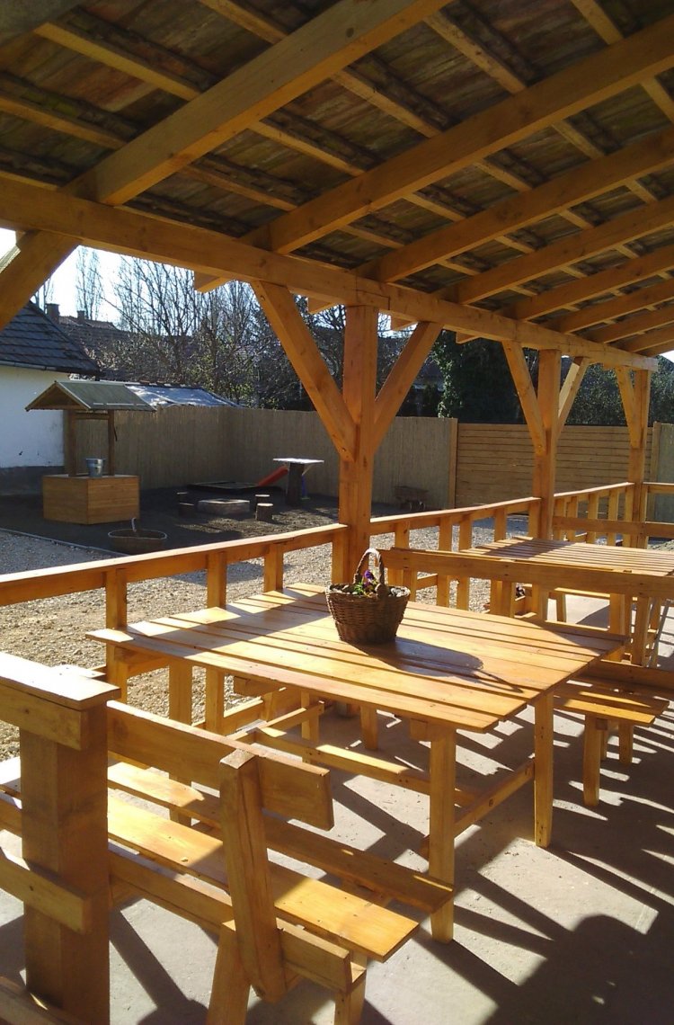 Tiszai-Ékkő Apartmanház Tiszafüred