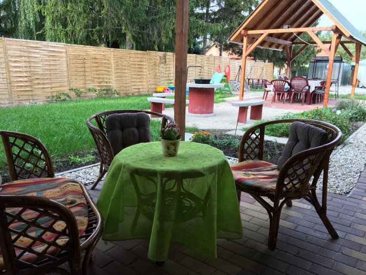 Szivárvány Apartmanház Balatonfűzfő