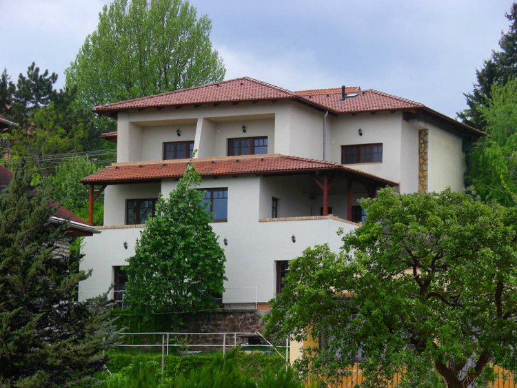 Abbázia Apartmanház Balatonalmádi