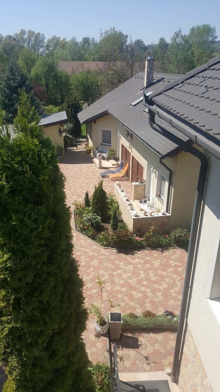 Tavirózsa Apartman Balatonfűzfő